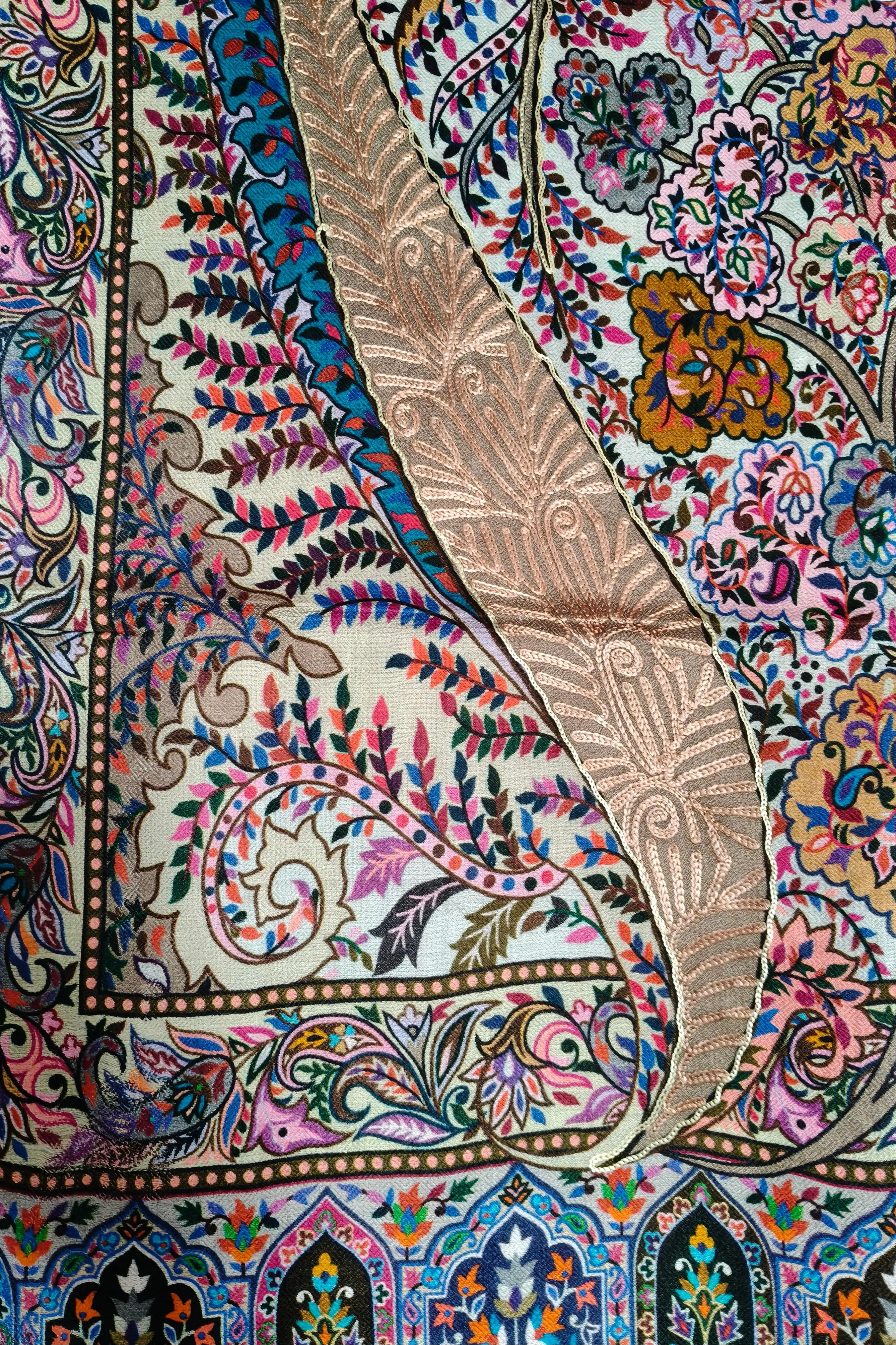 Étole Kashmiri en Bamboo Silk - Motif paisley et broderie