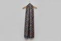 Étole Kashmiri motif floral gris - Vue d'ensemble pliée