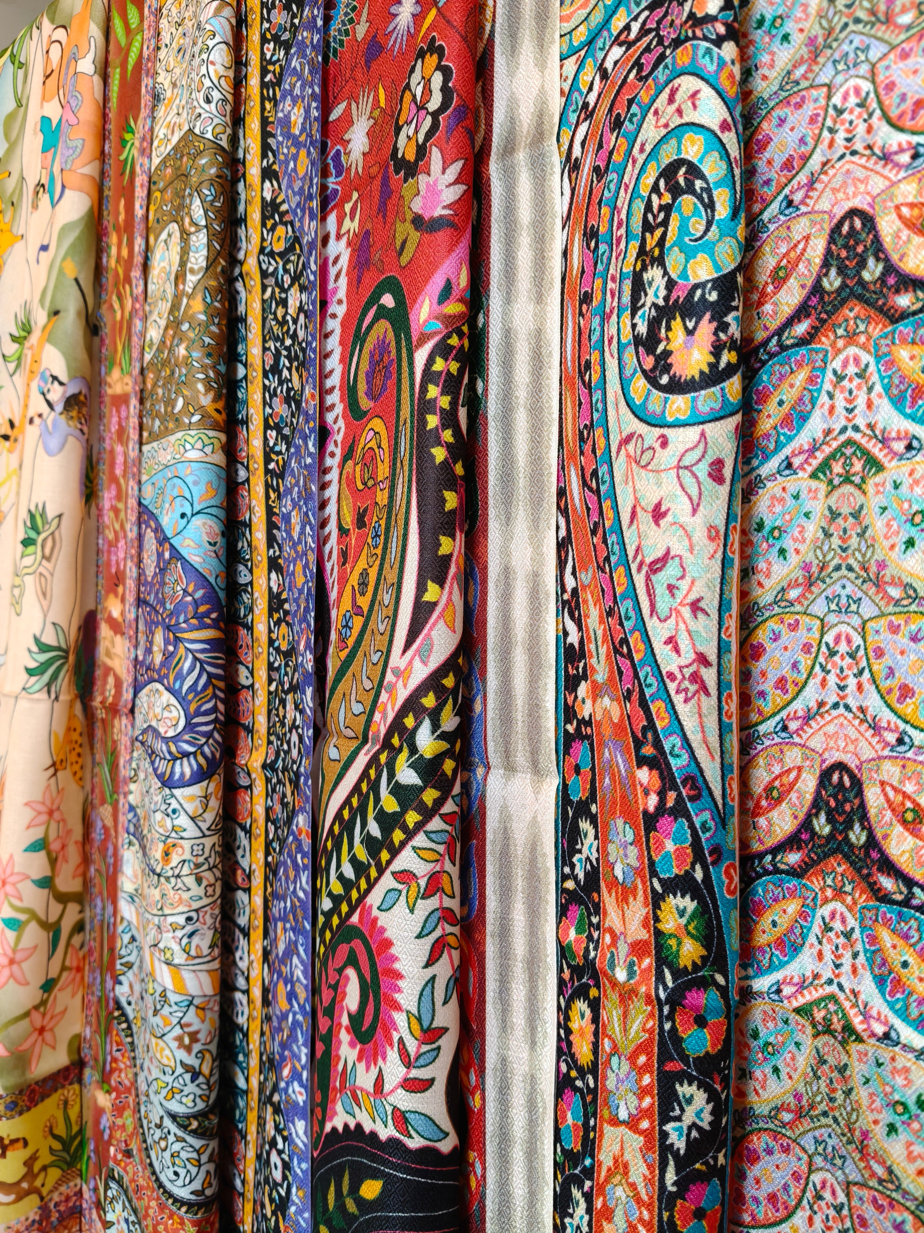 Étole en Bamboo Silk - Motif d'inspiration Kalamkari Héritage