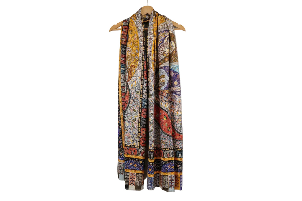 Étole Kalamkari héritage - Vue d'ensemble pliée