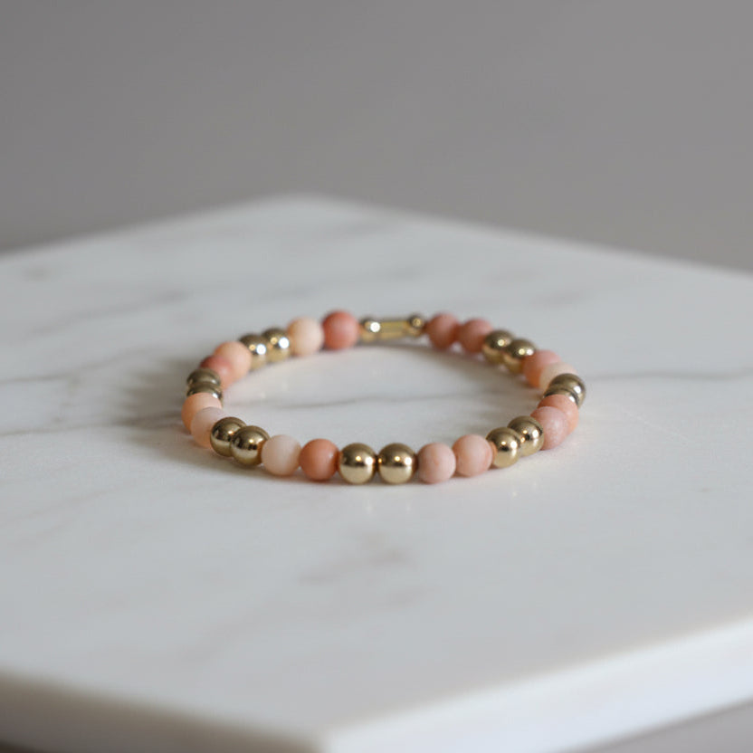 Bracelet artisanal en jade orange et hématite dorée, 19 cm