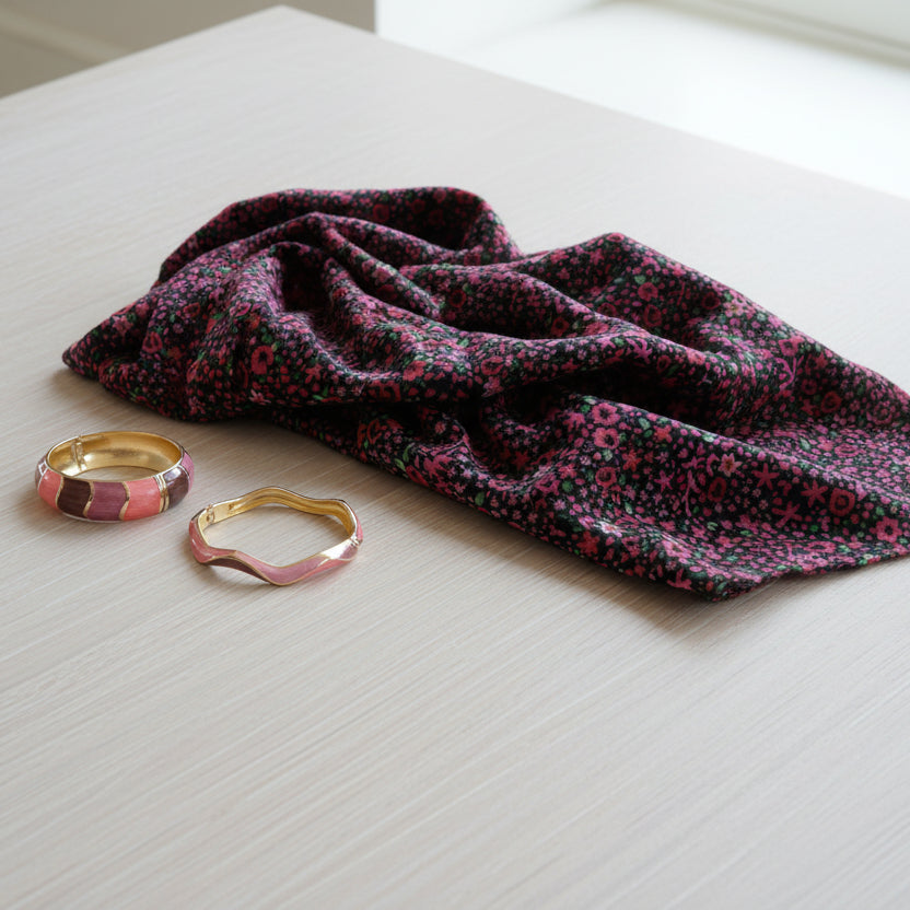 Foulard paréo coton liberty imprimé floral rouge et bracelets anna et nina 